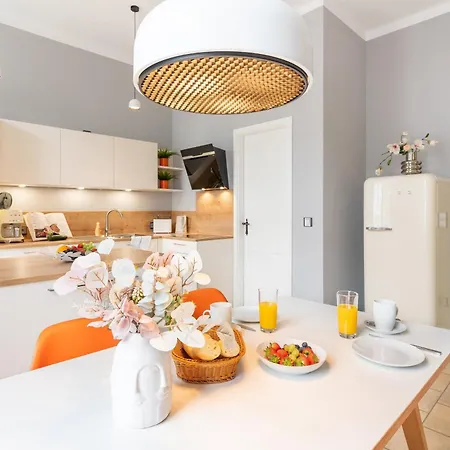 Monico 4 Херингсдорф